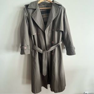 Vintage | Classic vintage trench coat